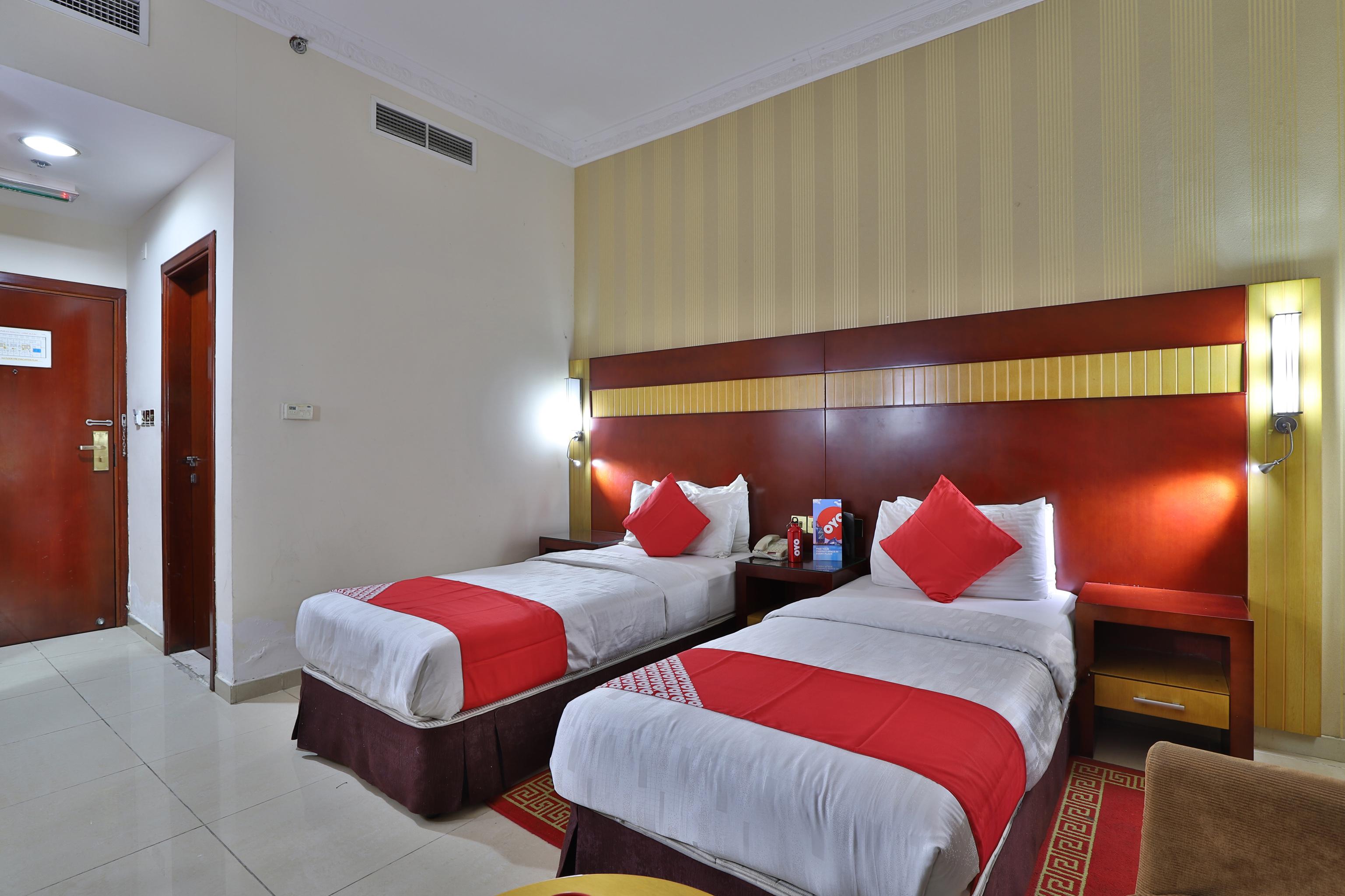דובאי Palette Phoenix Hotel מראה חיצוני תמונה