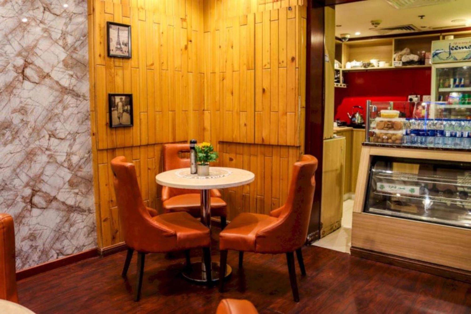 דובאי Palette Phoenix Hotel מראה חיצוני תמונה