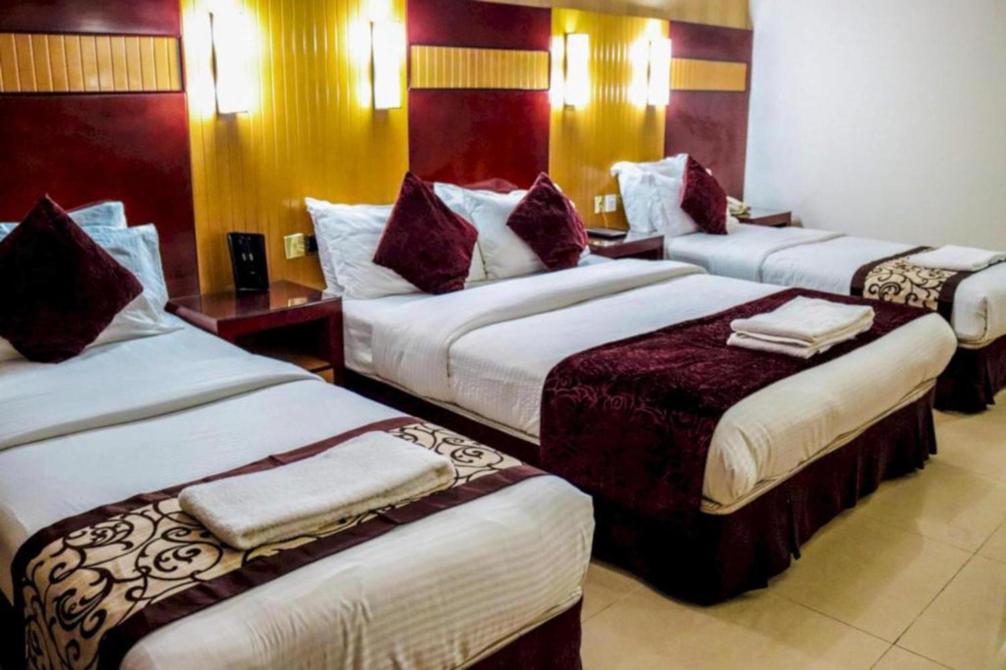 דובאי Palette Phoenix Hotel מראה חיצוני תמונה