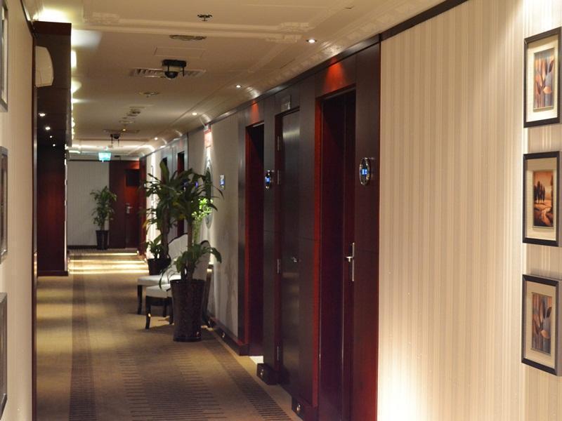 דובאי Palette Phoenix Hotel מראה חיצוני תמונה